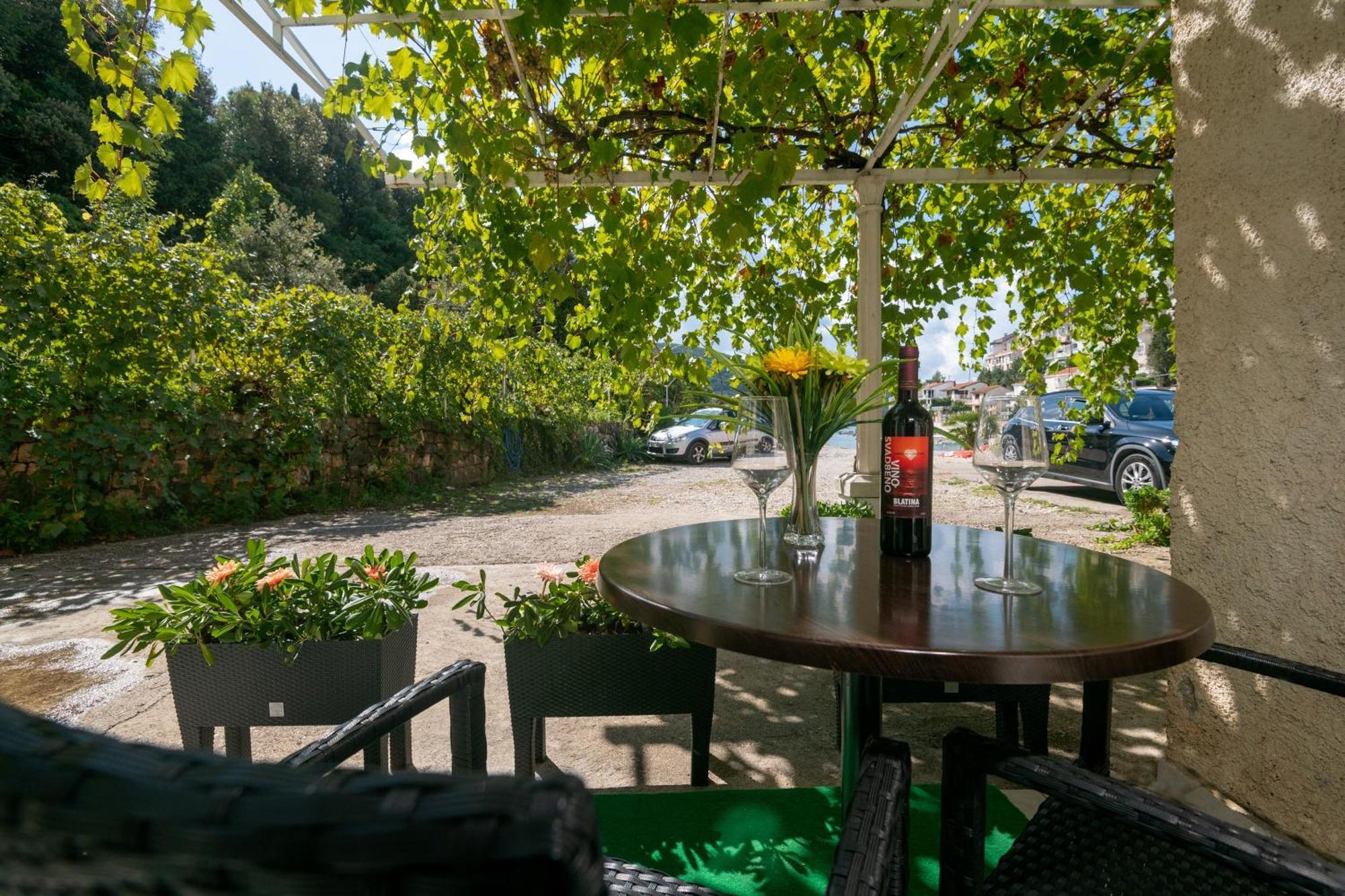 Apartments Matej Neum Bilik gambar